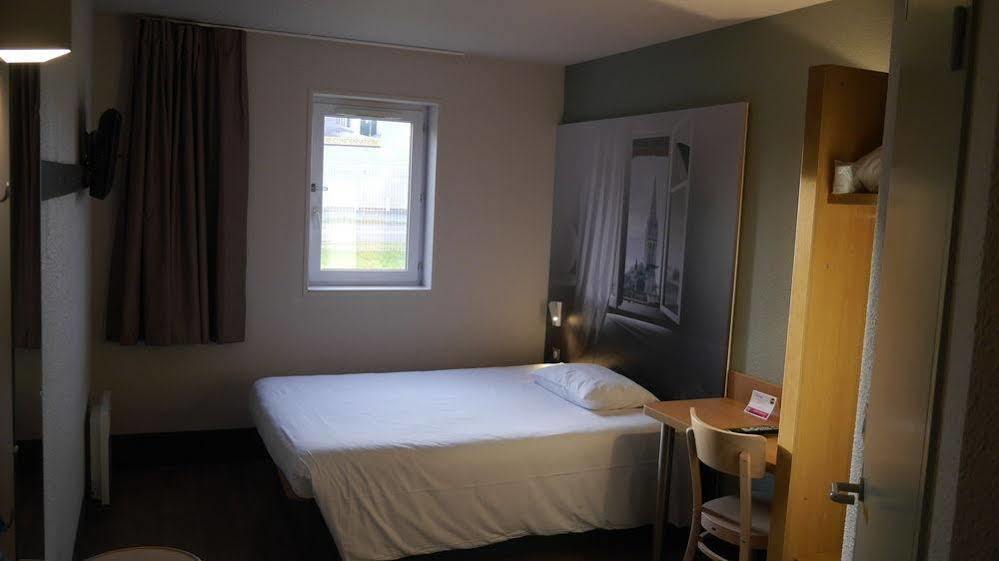 Ibis Budget Caen Memorial Saint-Contest Exterior foto